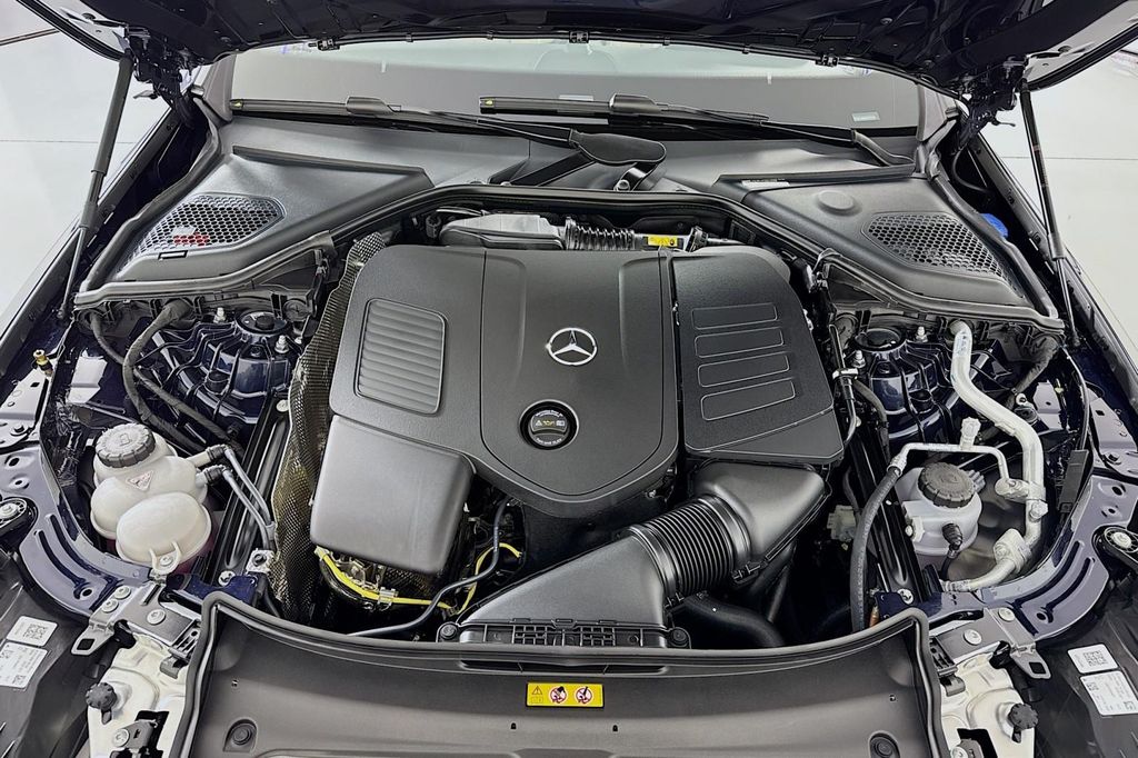 MERCEDES-BENZ E-CLASS - 10