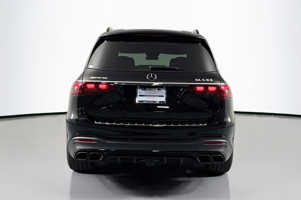 صورة 3 لـ 2026 Mercedes-BENZ AMG GLS 63 BASE