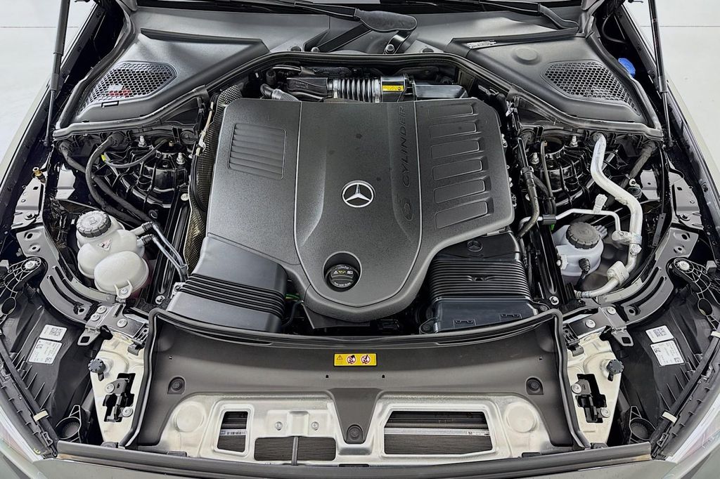 MERCEDES-BENZ E-CLASS - 10