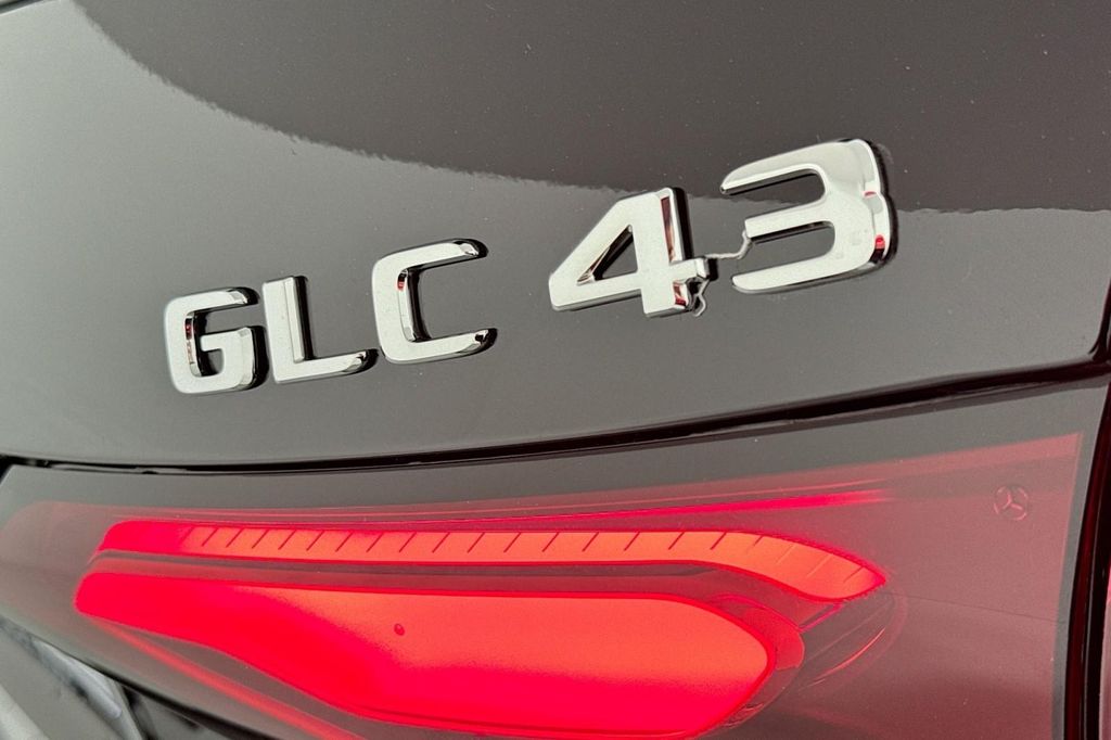 MERCEDES-BENZ GLC-CLASS - 8