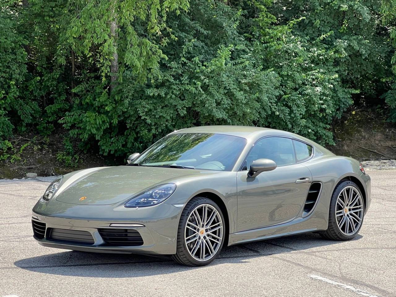 2025 Porsche 718 Cayman