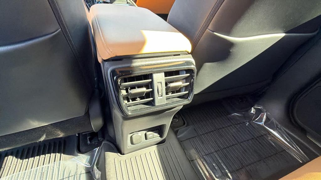 صورة مصغرة 25 لـ 2026 Lexus NX 350H AWD