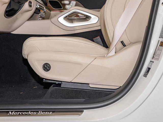 2026 Mercedes-BENZ GLE — миниатюра 15