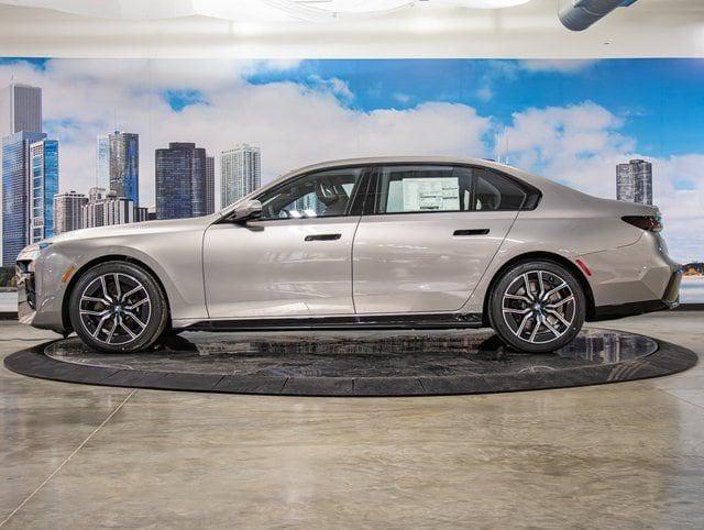 صورة 6 لـ 2026 BMW 740 XDRIVE