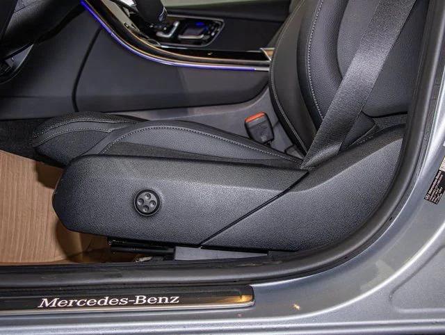 2026 Mercedes-BENZ GLC — миниатюра 15