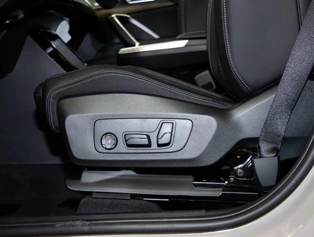 2026 BMW X1 XDRIVE28I — миниатюра 15