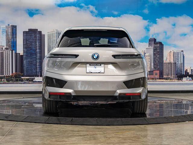 صورة 9 لـ 2023 BMW IX XDRIVE50