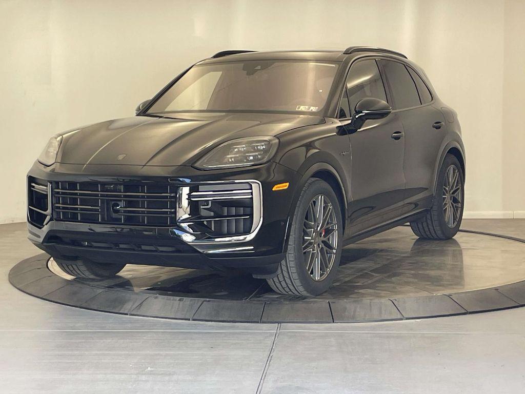 New 2025 Porsche Cayenne Cayenne Turbo E-Hybrid