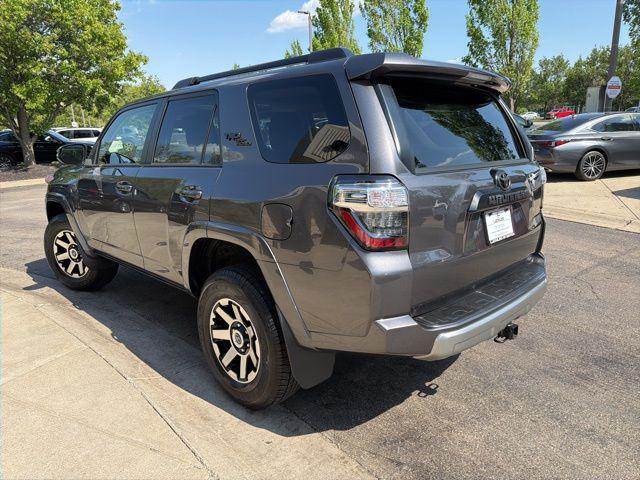 TOYOTA 4RUNNER - 5