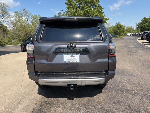 TOYOTA 4RUNNER - 4