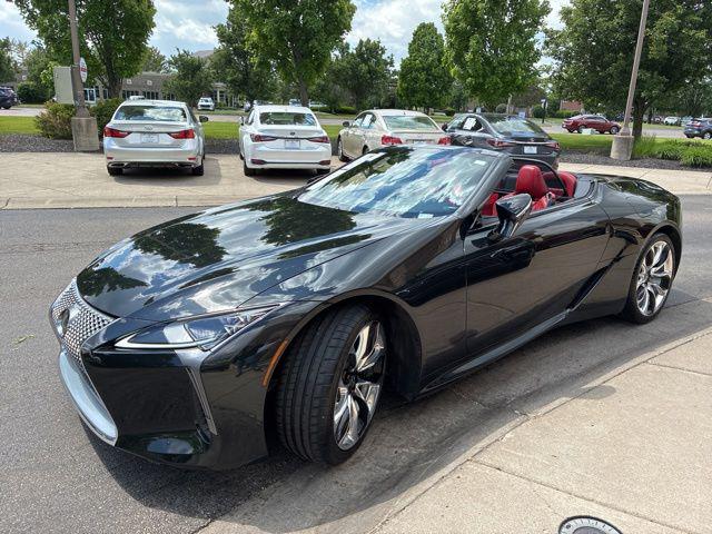 صورة مصغرة 32 لـ 2022 Lexus LC 500 BASE