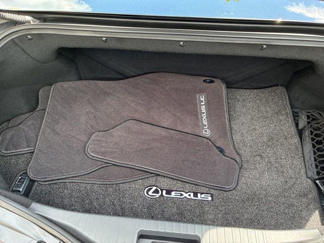 صورة مصغرة 35 لـ 2022 Lexus LC 500 BASE