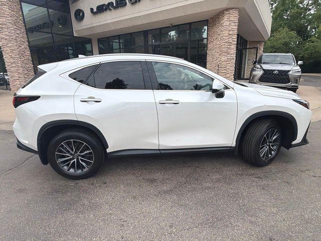 2024 Lexus NX 350H AWD — фото 8