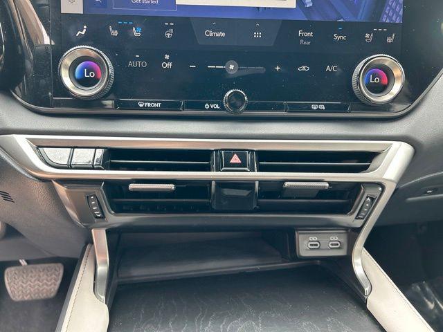 صورة مصغرة 16 لـ 2023 Lexus RX 350 PREMIUM PLUS
