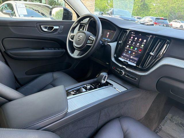 صورة مصغرة 30 لـ 2025 Volvo XC60 B5 PLUS