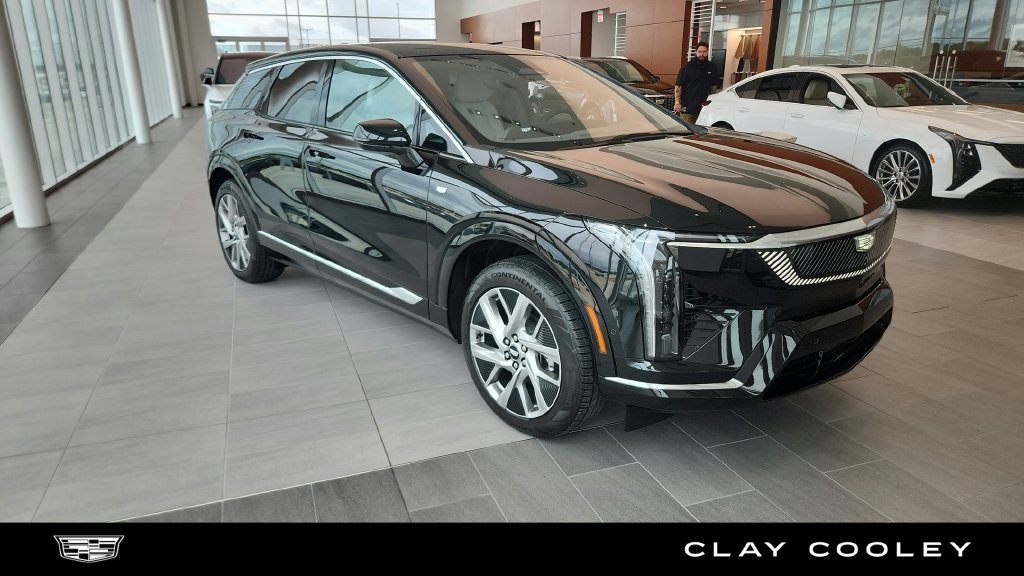 New 2027 Cadillac OPTIQ Luxury