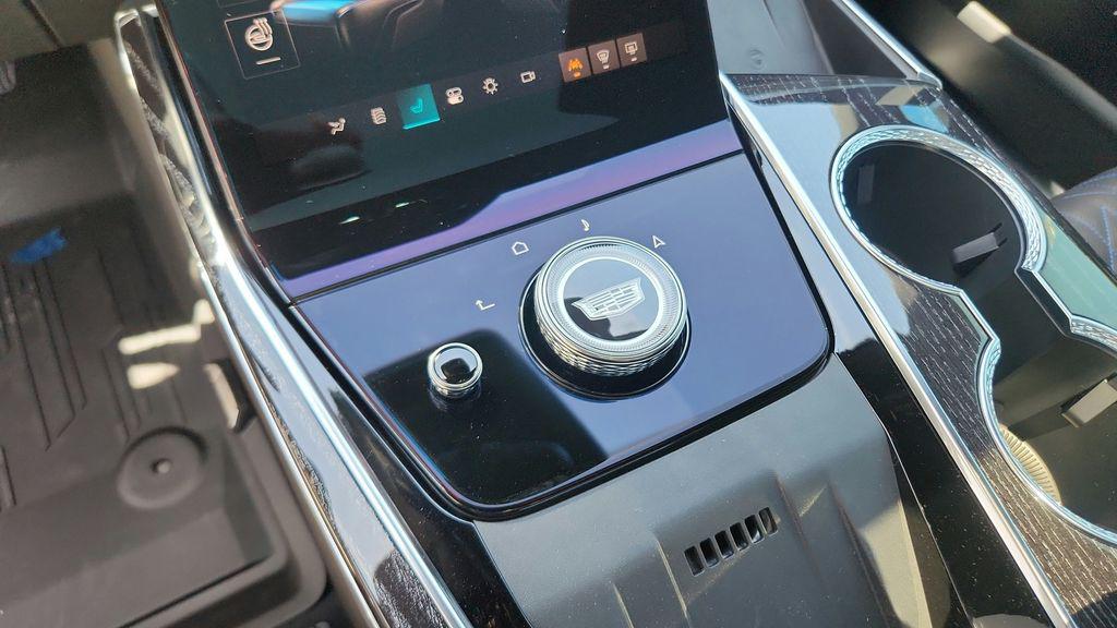 2026 Cadillac ESCALADE IQ SPORT 缩略图 17
