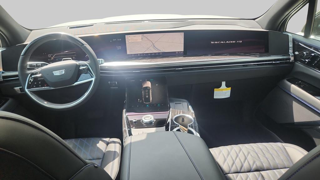 صورة مصغرة 29 لـ 2026 Cadillac ESCALADE IQ LUXURY