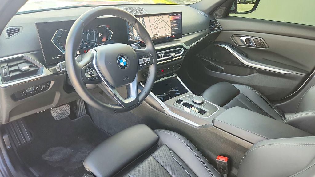 صورة 8 لـ 2024 BMW 330 330I