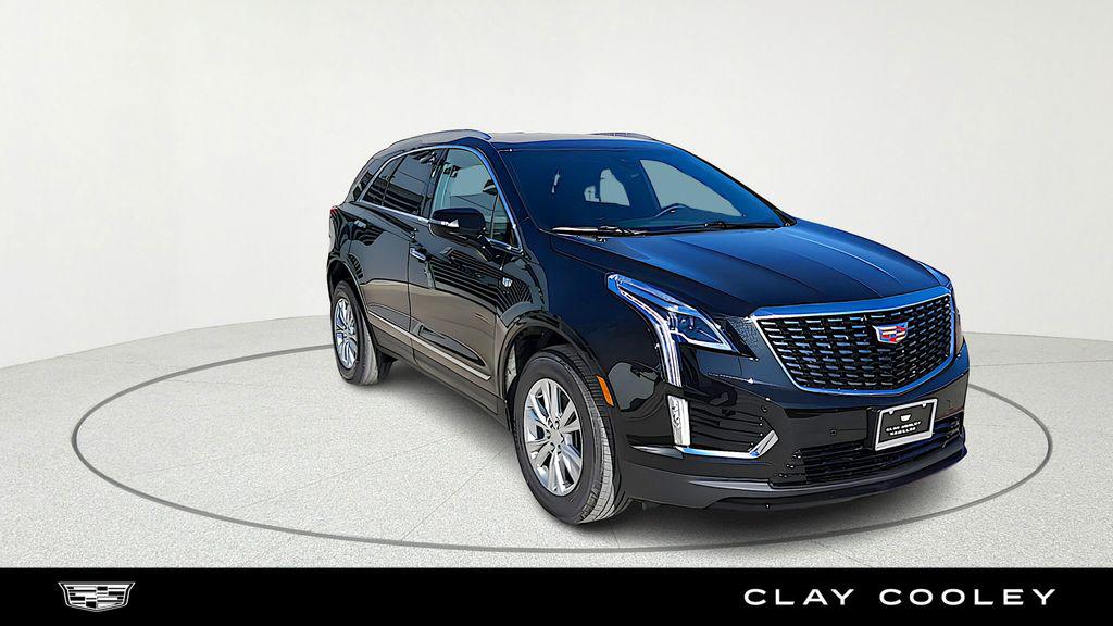 New 2026 Cadillac XT5 Luxury