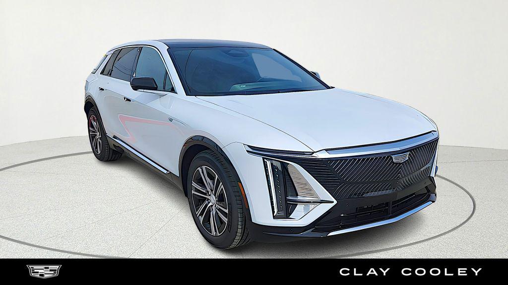 New 2026 Cadillac LYRIQ Premium Luxury