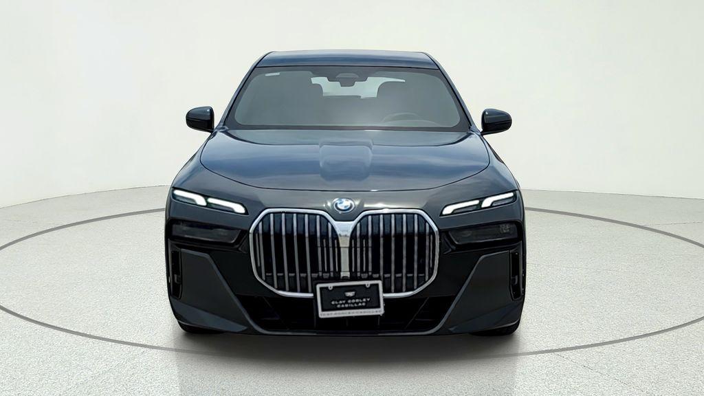 2023 BMW 740 I 照片 2