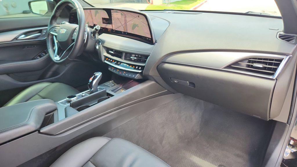 صورة مصغرة 30 لـ 2025 Cadillac CT5 PREMIUM LUXURY