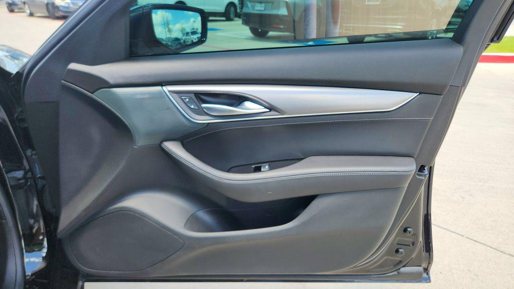 صورة مصغرة 32 لـ 2025 Cadillac CT5 PREMIUM LUXURY