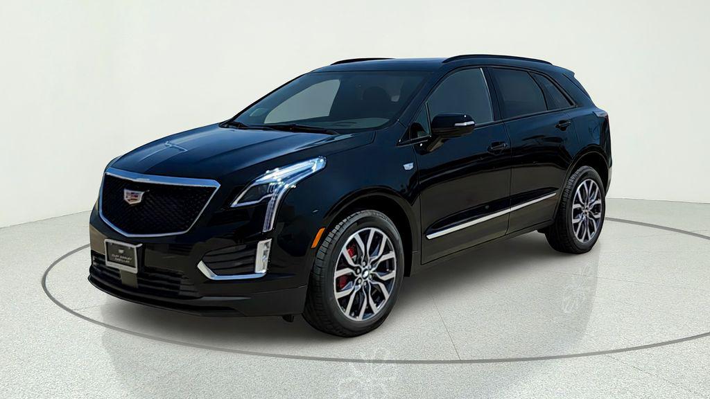 2026 Cadillac XT5 SPORT photo 3