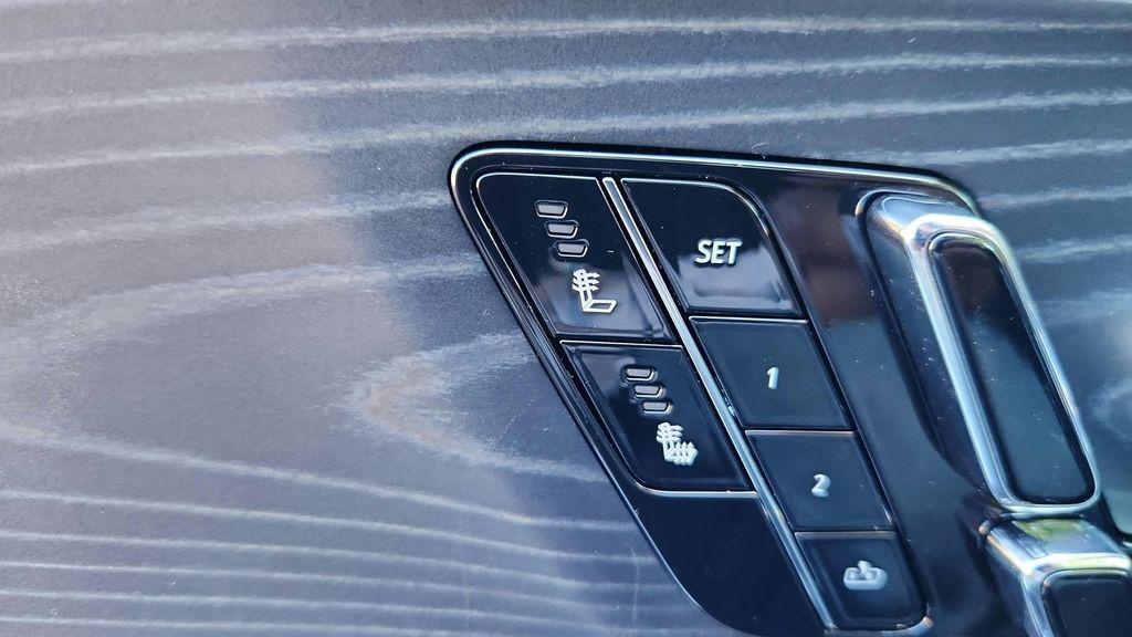 2025 Cadillac LYRIQ LUXURY — миниатюра 16
