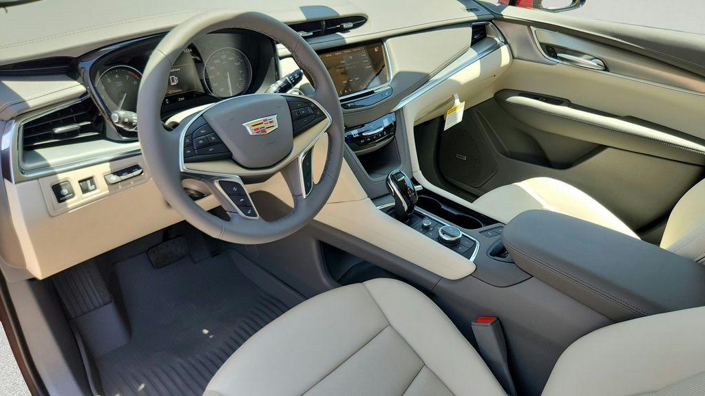 2026 Cadillac XT5 PREMIUM LUXURY — фото 9
