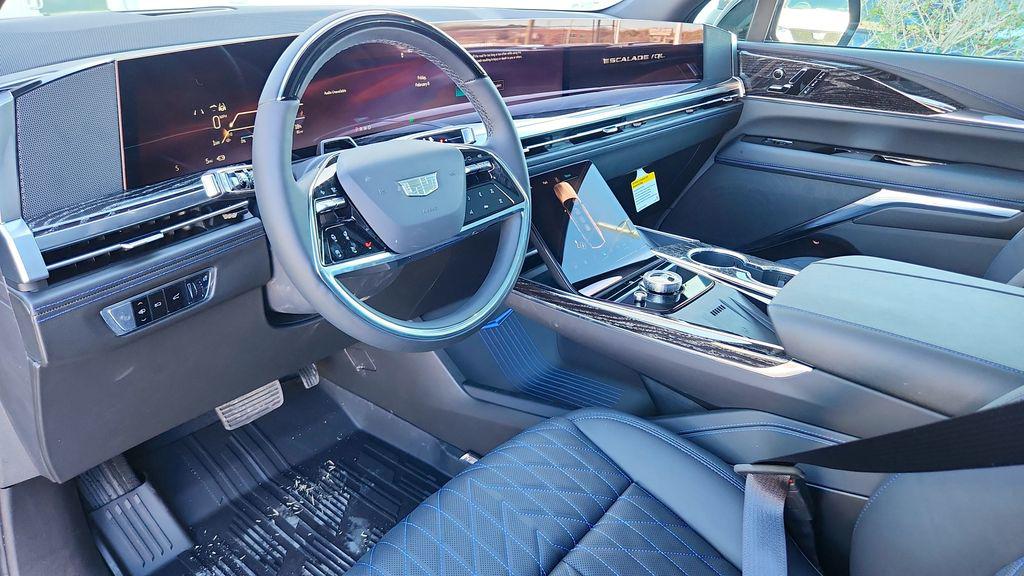 2026 Cadillac ESCALADE IQL LUXURY — фото 9