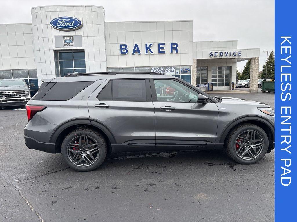 New 2026 Ford Explorer ST-Line