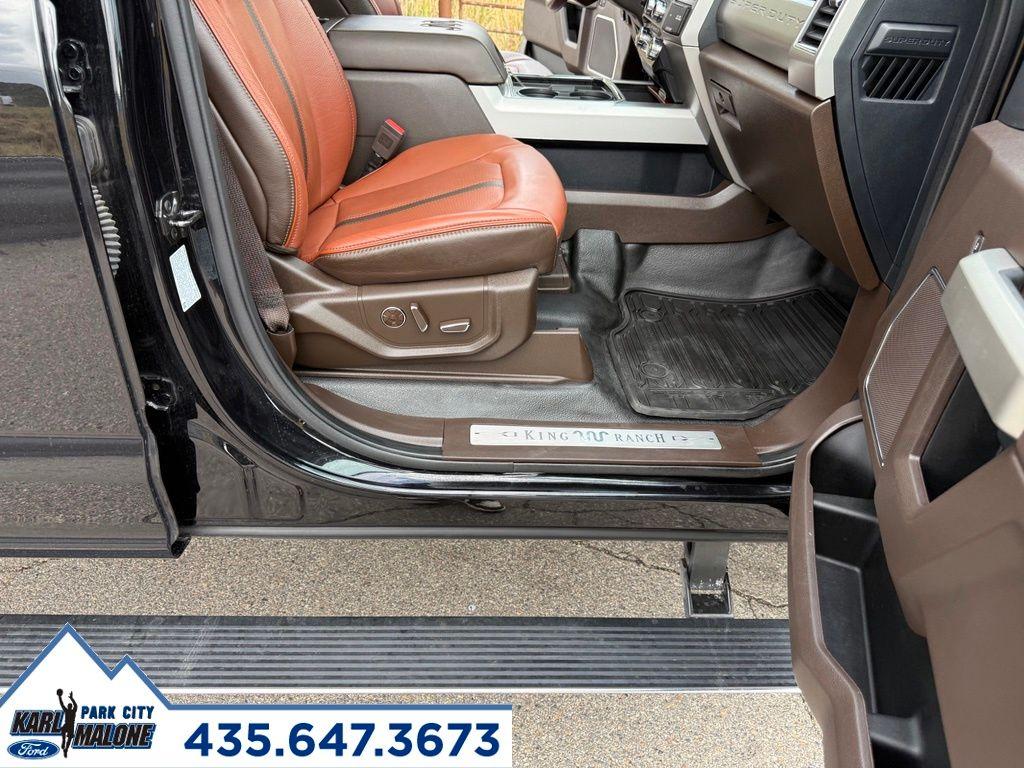 صورة 37 لـ 2022 FORD F-350 KING RANCH