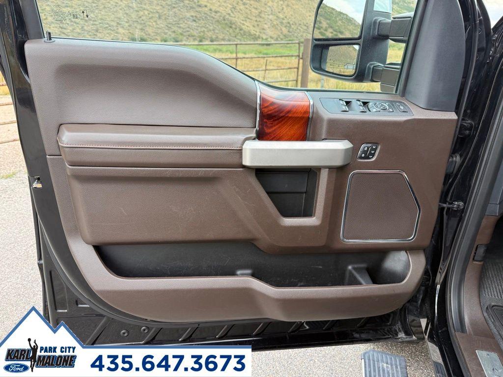 صورة 15 لـ 2022 FORD F-350 KING RANCH