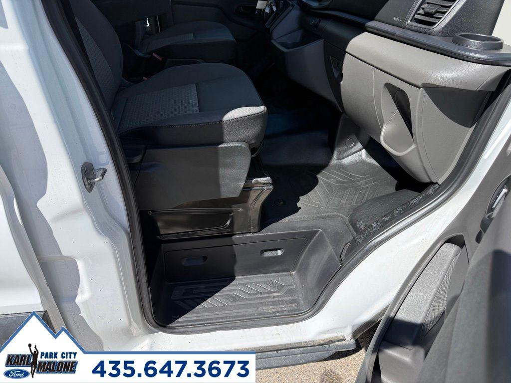 صورة مصغرة 29 لـ 2025 FORD TRANSIT-350 BASE