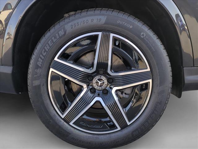 MERCEDES-BENZ GLC - 10