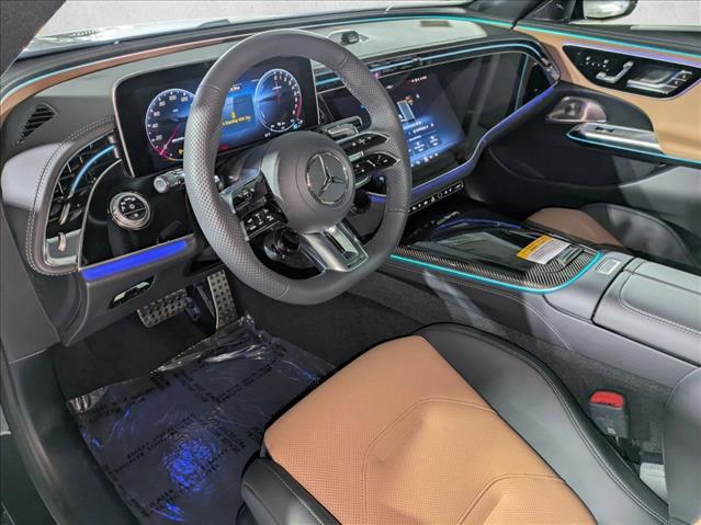 MERCEDES-BENZ E-CLASS - 3