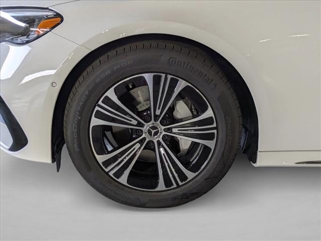 MERCEDES-BENZ E-CLASS - 10