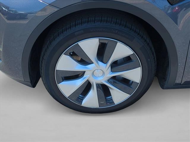 2023 Tesla MODEL Y LONG RANGE DUAL MOTOR ALL-WHEEL DRIVE — миниатюра 25