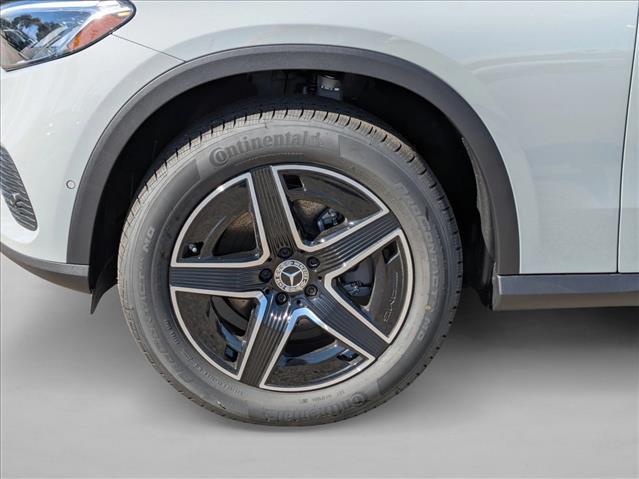 MERCEDES-BENZ GLC - 10