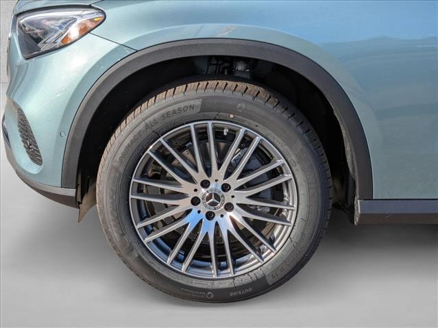 MERCEDES-BENZ GLC - 9