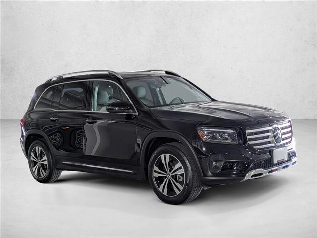 صورة 6 لـ 2025 Mercedes-BENZ GLB