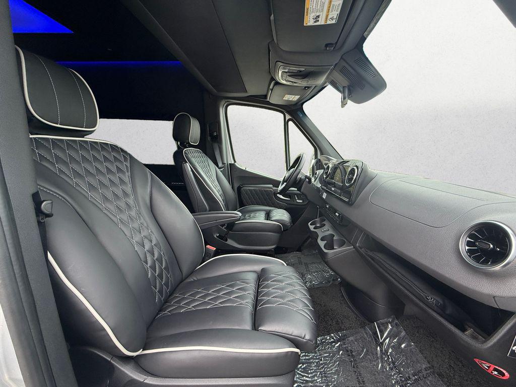 صورة مصغرة 12 لـ 2023 Mercedes-BENZ OTHERS