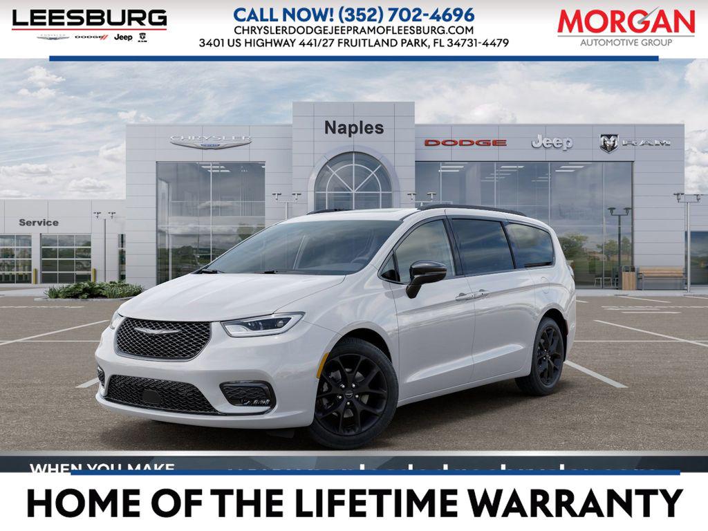 New 2026 Chrysler Pacifica Limited