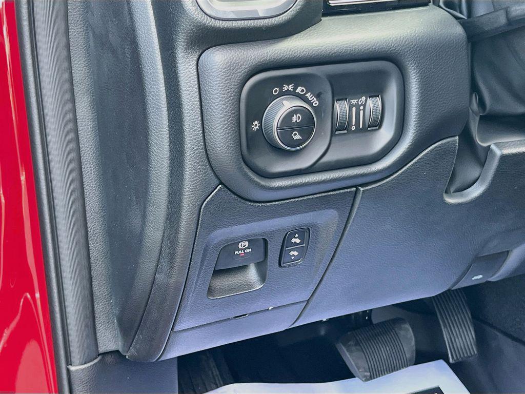 2026 RAM 1500 LARAMIE 照片 10