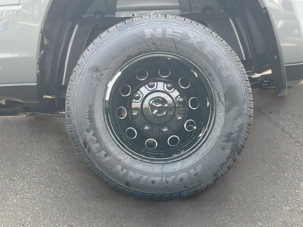 2027 RAM 3500 BIG HORN — миниатюра 25
