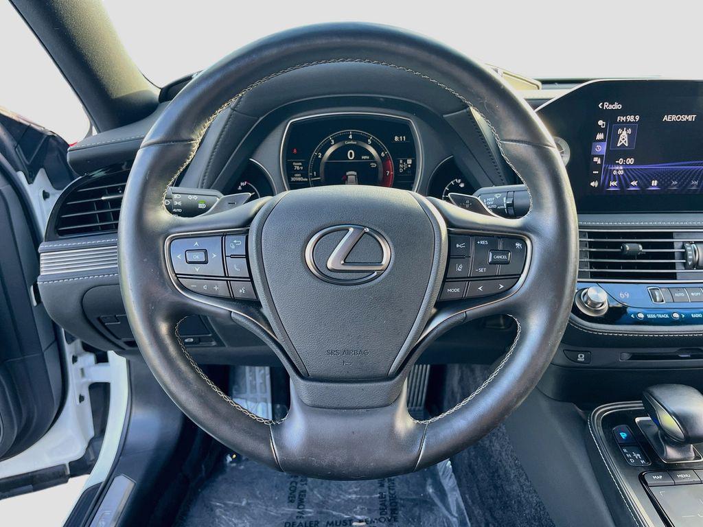 2022 Lexus LS 500 BASE — фото 11