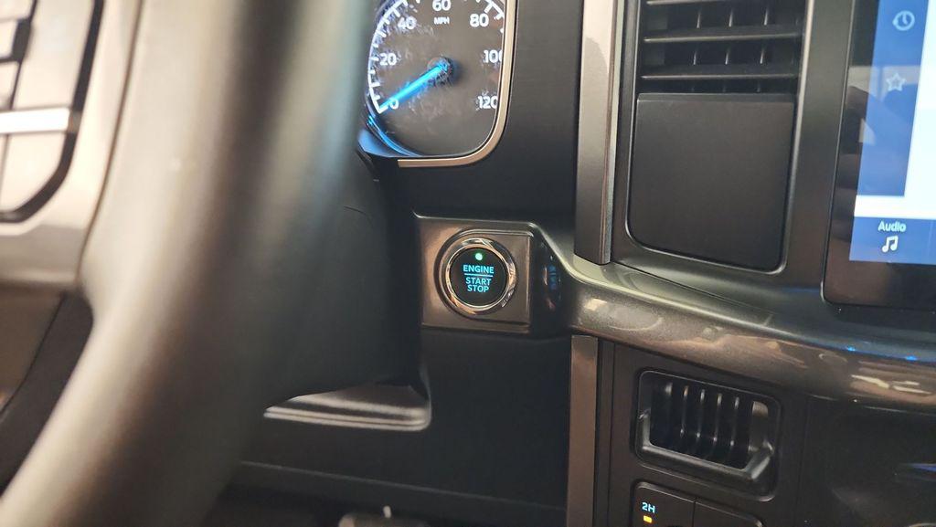 صورة مصغرة 23 لـ 2023 FORD F-150 XLT