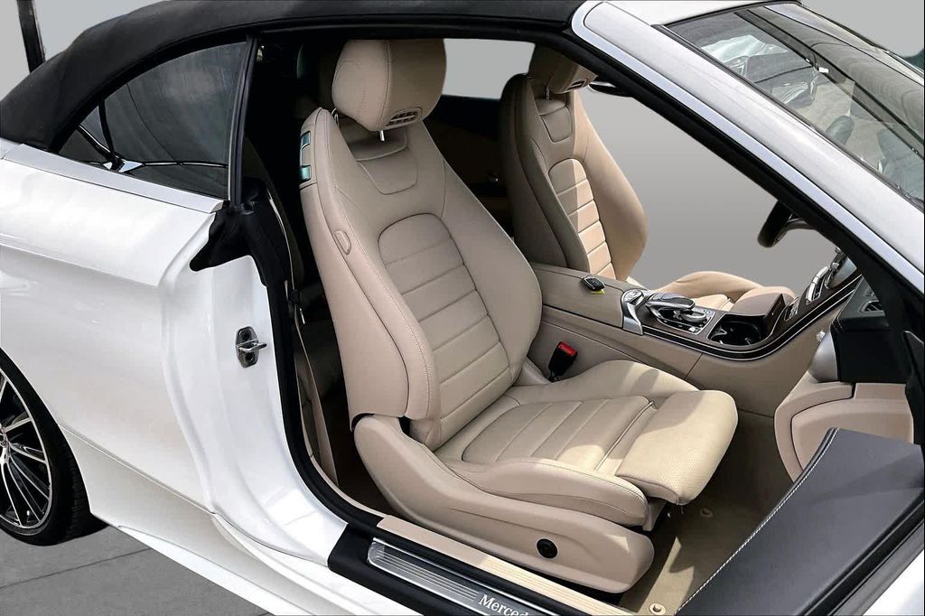 2023 Mercedes-BENZ C-CLASS 照片 9